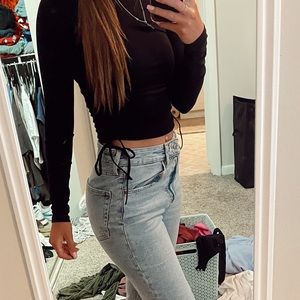 Long sleeve black top
